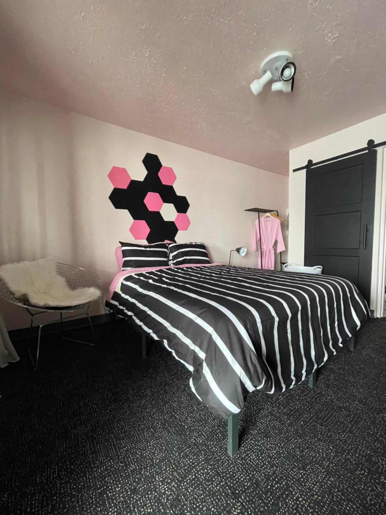 Rainbow Motel Ґрілі Екстер'єр фото