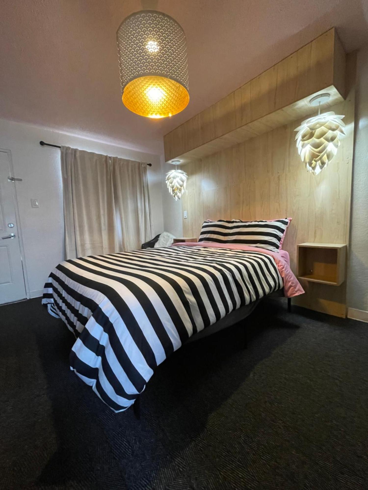 Rainbow Motel Ґрілі Екстер'єр фото